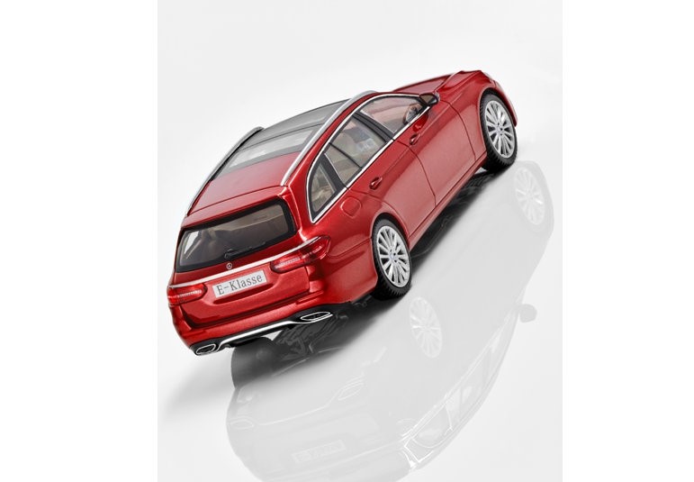  Mercedes-Benz E-Class Estate, AMG Line, Designo Hyacinth Red Metallic, Scale 1:43