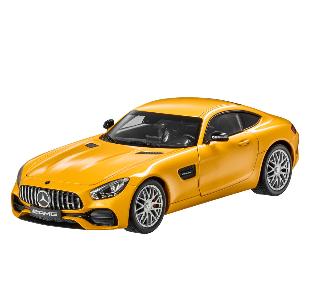 Модель спортивного автомобиля Mercedes-AMG GT S, 1:18